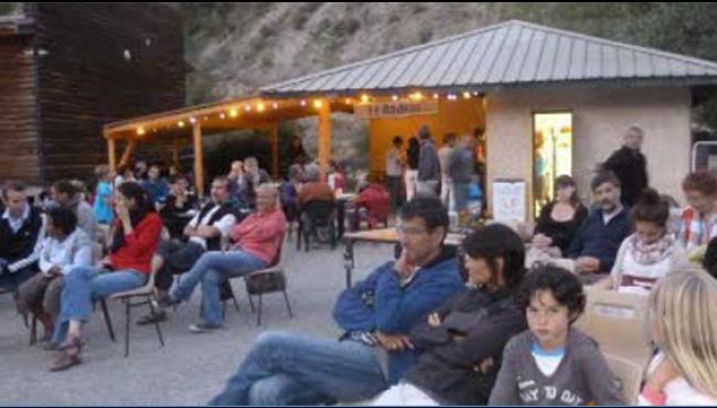 snack a cotés du camping
