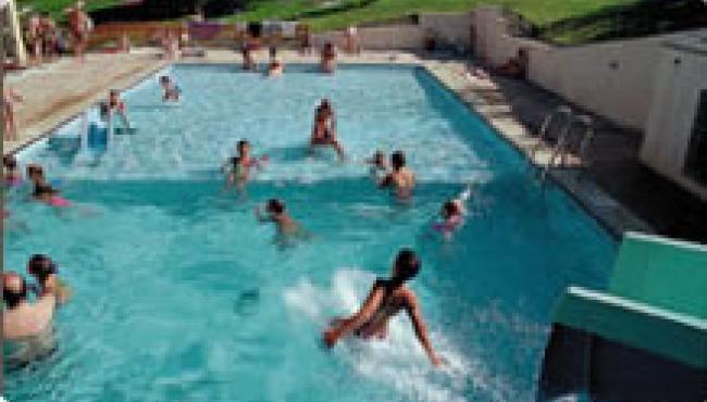 piscine argentière la Bessée
