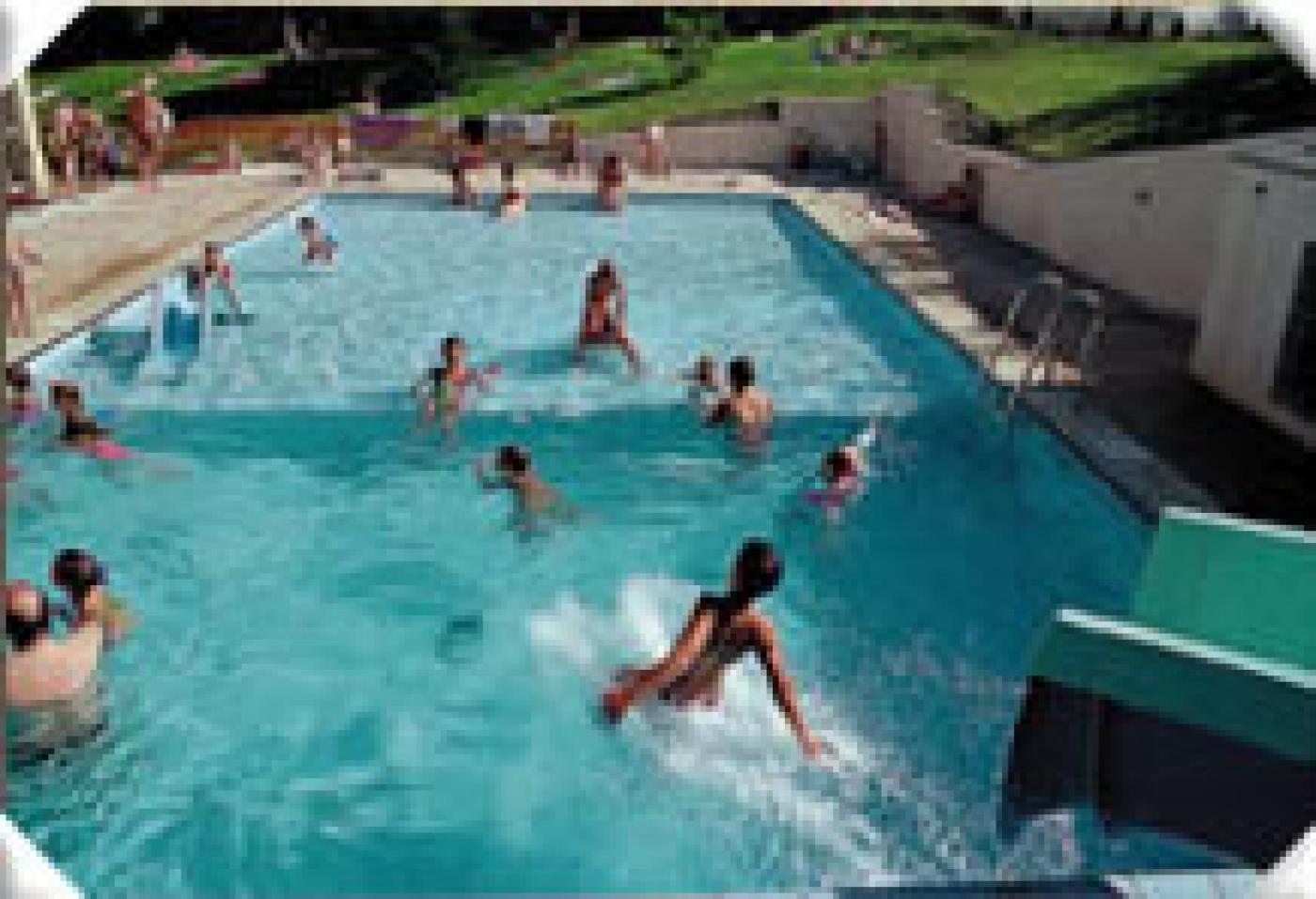 piscine argentière la Bessée